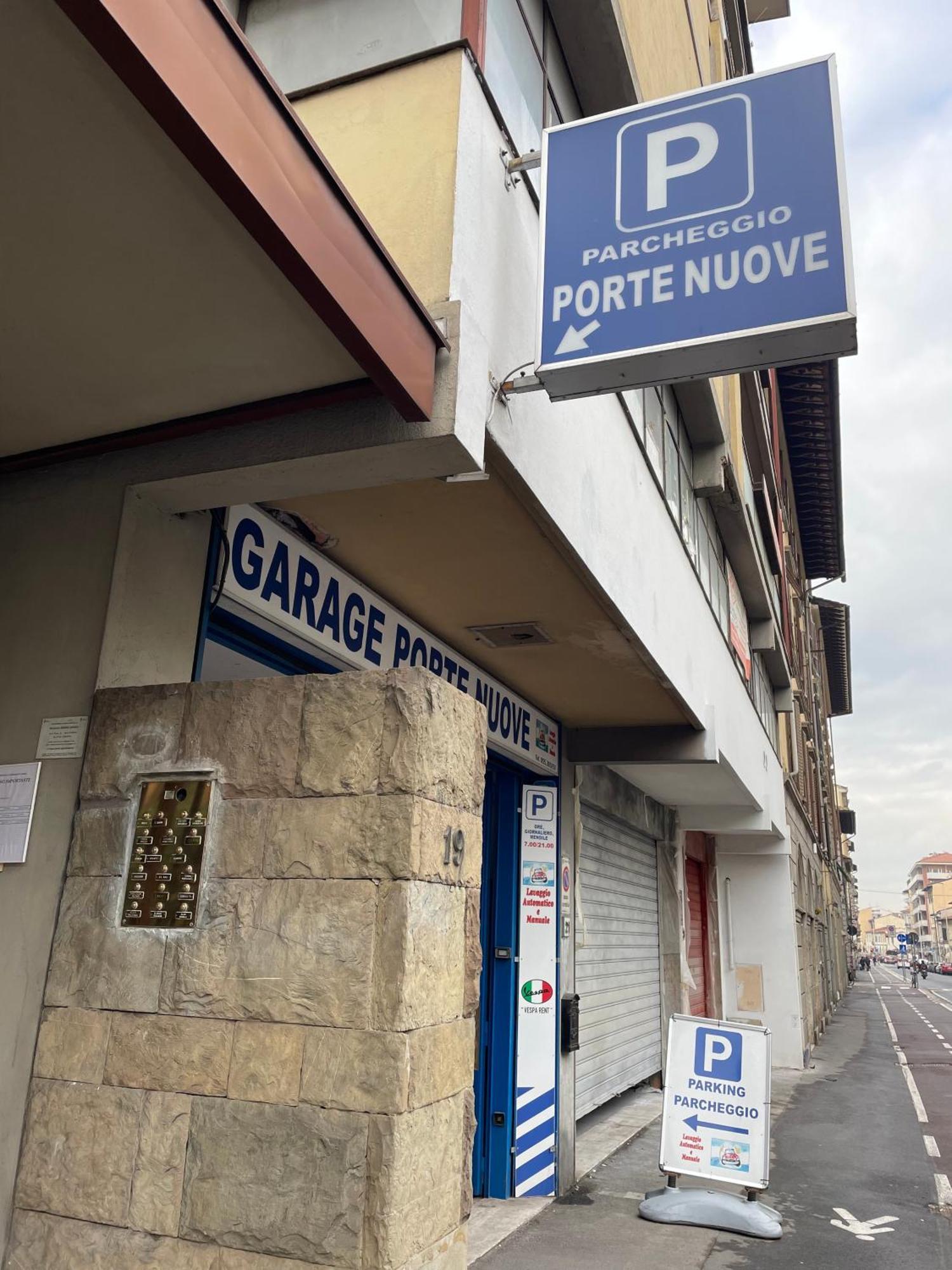Designer In Florencia